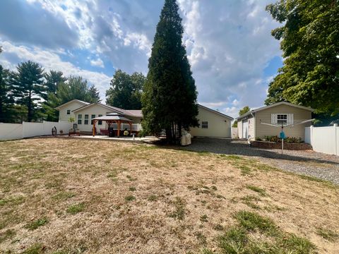 Tiny photo for 512 Norton Drive, Oakland, IL 61943 (MLS # 12470596)