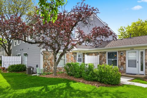 242 Nantucket Harbor 1802 Schaumburg IL 60193