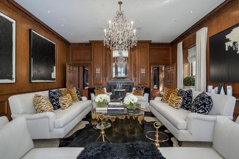 Tiny photo for 1500 N Astor Street #6, Chicago, IL 60610 (MLS # 12617349)