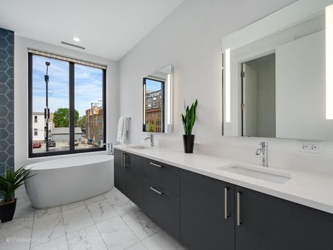 Tiny photo for 305 S Racine Avenue #2A, Chicago, IL 60607 (MLS # 12623737)