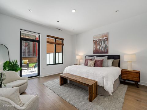 Tiny photo for 305 S Racine Avenue #2A, Chicago, IL 60607 (MLS # 12623737)