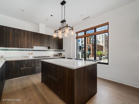 Tiny photo for 305 S Racine Avenue #2A, Chicago, IL 60607 (MLS # 12623737)