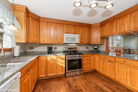 Tiny photo for 11061 Bayou Court, Huntley, IL 60142 (MLS # 12453081)