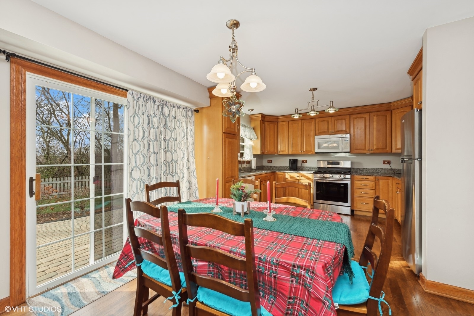 Huntley, Illinois 60142, United States, 4 Bedrooms Bedrooms, ,3 BathroomsBathrooms,Residential,Active,197590