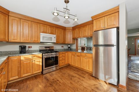 Tiny photo for 11061 Bayou Court, Huntley, IL 60142 (MLS # 12453081)