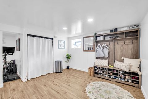 Tiny photo for 10840 S Kolmar Avenue, Oak Lawn, IL 60453 (MLS # 12531255)