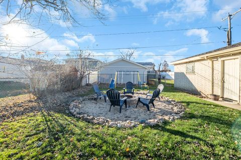 Tiny photo for 10840 S Kolmar Avenue, Oak Lawn, IL 60453 (MLS # 12531255)