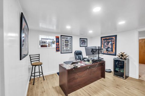 Tiny photo for 10840 S Kolmar Avenue, Oak Lawn, IL 60453 (MLS # 12531255)