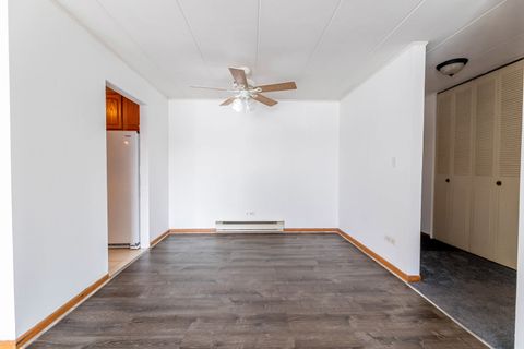 Tiny photo for 10117 S Cicero Avenue #206, Oak Lawn, IL 60453 (MLS # 12546137)