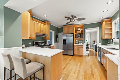 Tiny photo for Crystal Lake, IL 60012 (MLS # 12621520)