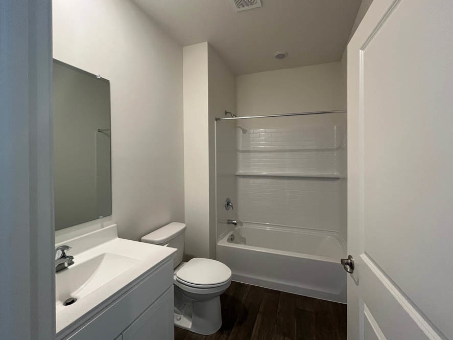 2592 skye Drive