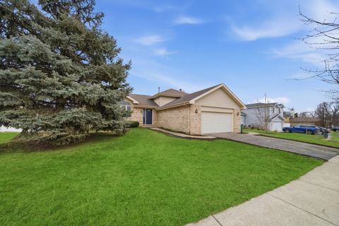 Tiny photo for 514 N Lockwood Drive, Lockport, IL 60441 (MLS # 12573415)