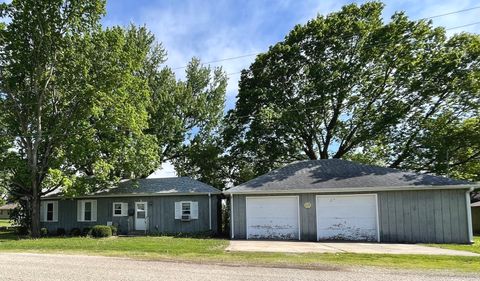 301 Elm Street Cedar Point IL 61316
