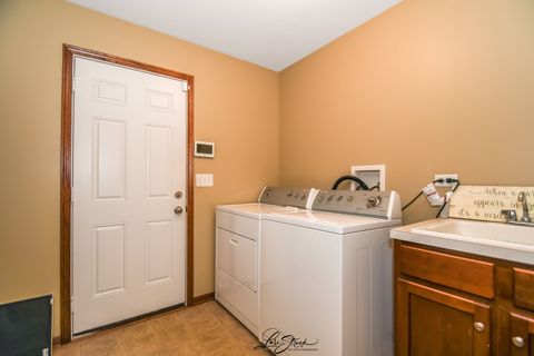 Tiny photo for Frankfort, IL 60423 (MLS # 12441591)