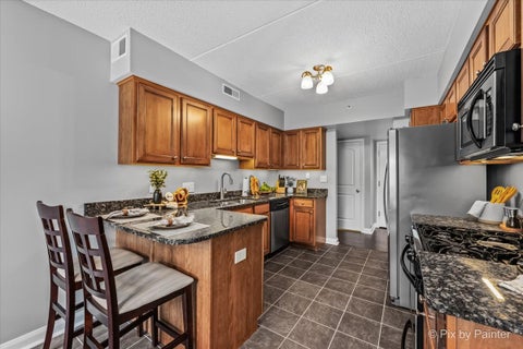 Tiny photo for 615 Perrie Drive #201, Elk Grove Village, IL 60007 (MLS # 12735534)