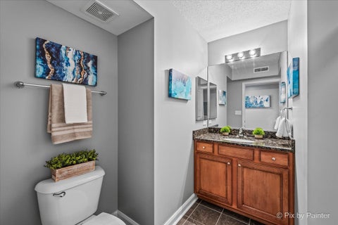 Tiny photo for 615 Perrie Drive #201, Elk Grove Village, IL 60007 (MLS # 12735534)