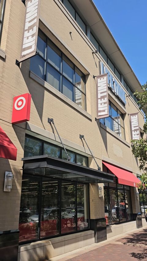 Tiny photo for 807 DAVIS Street #2011, Evanston, IL 60201 (MLS # 12570338)