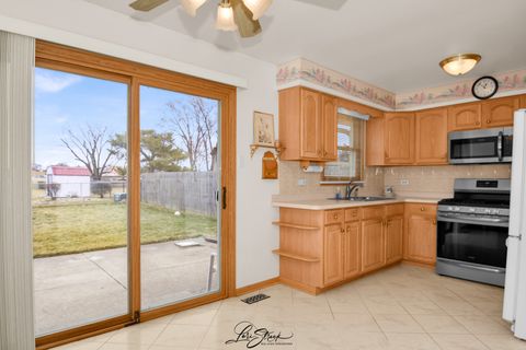 Tiny photo for 16617 Leslie Drive, Orland Hills, IL 60487 (MLS # 12556108)