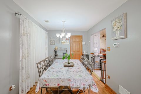 Tiny photo for 5326 S Nagle Avenue, Chicago, IL 60638 (MLS # 12480242)
