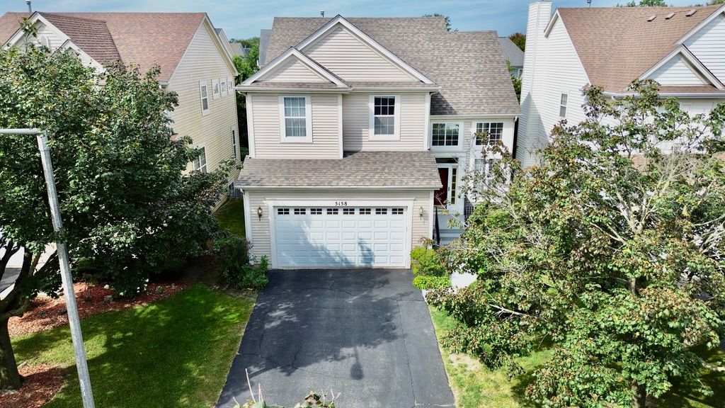 Photo for 5158 Ashley Circle, Lisle, IL 60532 (MLS # 12501732)