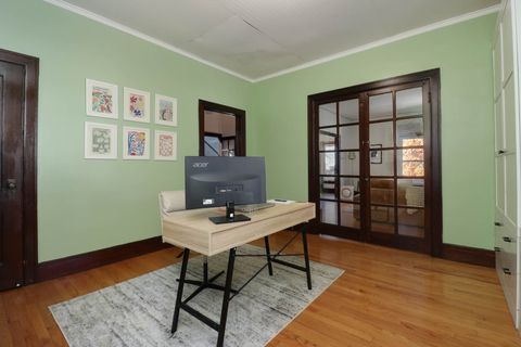 Tiny photo for 601 E Grove Street, Bloomington, IL 61701 (MLS # 12511521)