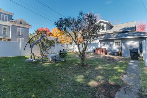 Tiny photo for 601 E Grove Street, Bloomington, IL 61701 (MLS # 12511521)