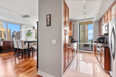 Tiny photo for 505 N MCCLURG Court #3102, Chicago, IL 60611 (MLS # 12607852)