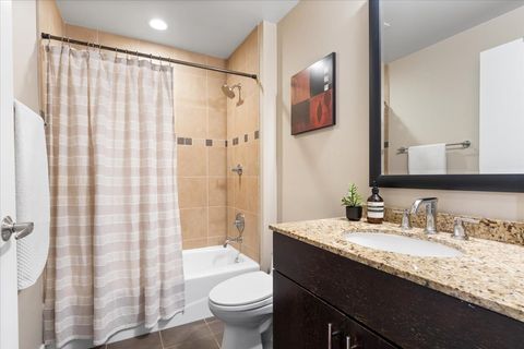 Tiny photo for 505 N MCCLURG Court #3102, Chicago, IL 60611 (MLS # 12607852)