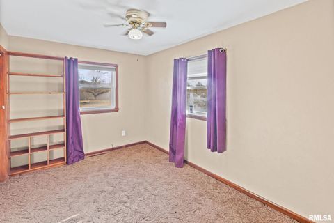 Tiny photo for 8 Ronnies Terrace, Centralia, IL 62801 (MLS # EB460181)