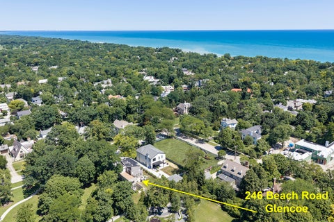 Tiny photo for 246 Beach Road, Glencoe, IL 60022 (MLS # 12723205)