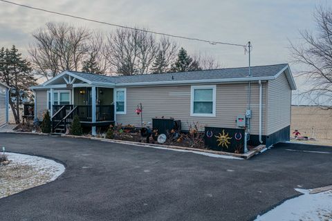 Tiny photo for 2728 W Brooklyn Road, Compton, IL 61318 (MLS # 12549505)