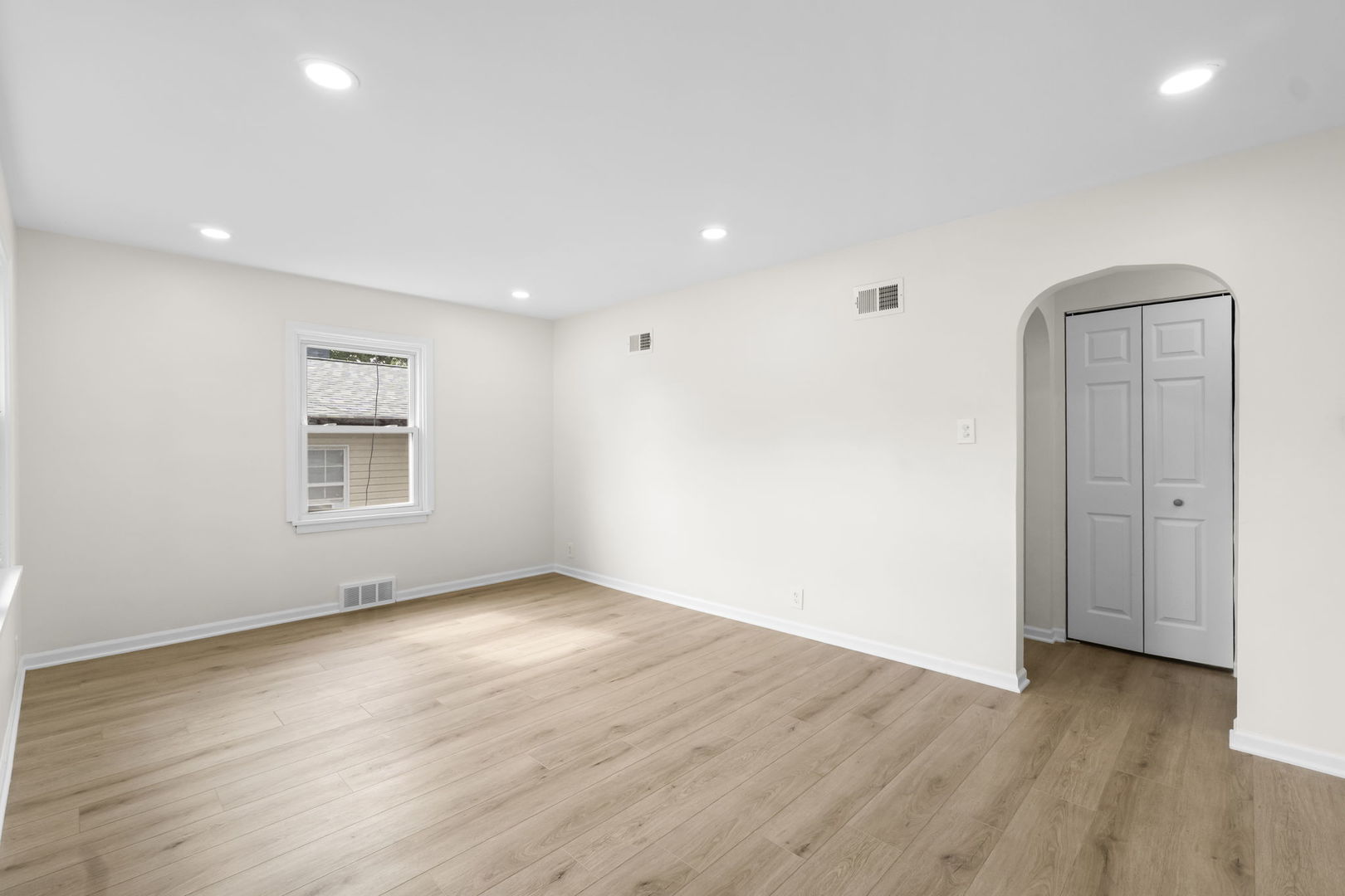 420 Ann Street N