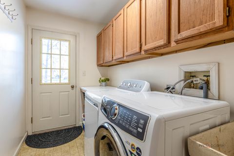 Tiny photo for 15 Butterfield Road, Lake Zurich, IL 60047 (MLS # 12529179)