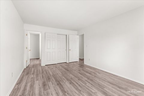 Tiny photo for 594 Somerset Lane #7, Crystal Lake, IL 60012 (MLS # 12577545)