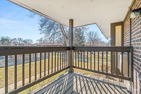 Tiny photo for 594 Somerset Lane #7, Crystal Lake, IL 60012 (MLS # 12577545)