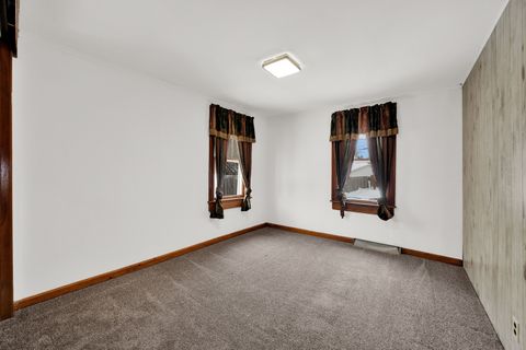 Tiny photo for 541 Charles Street, Aurora, IL 60506 (MLS # 12527890)