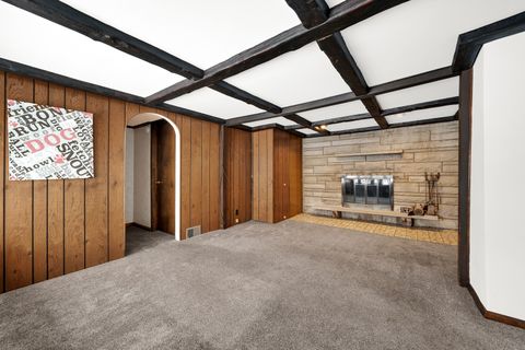 Tiny photo for 541 Charles Street, Aurora, IL 60506 (MLS # 12527890)