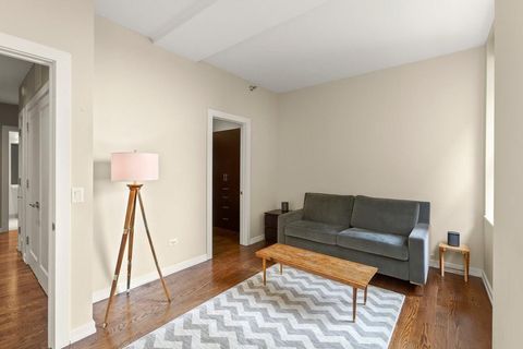 Tiny photo for 6 N MICHIGAN Avenue #903, Chicago, IL 60602 (MLS # 12489833)