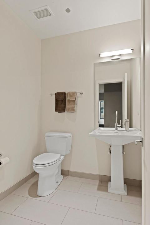 Tiny photo for 6 N MICHIGAN Avenue #903, Chicago, IL 60602 (MLS # 12489833)