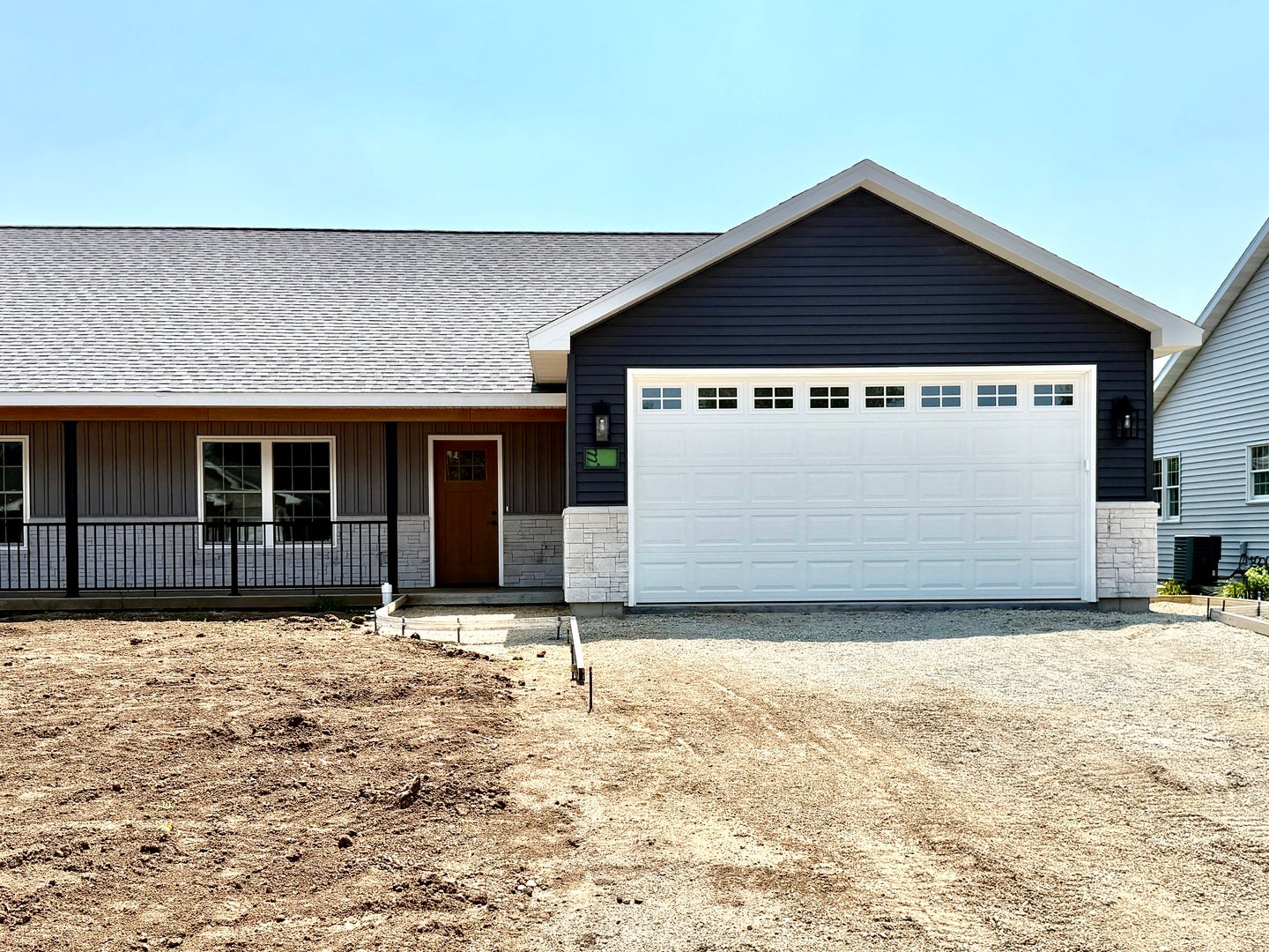 1421 North Ridge Drive