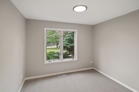 Tiny photo for 140 Old Darby Lane, Winthrop Harbor, IL 60096 (MLS # 12470801)
