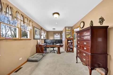 Tiny photo for 1404 Amy Lane, Libertyville, IL 60048 (MLS # 12500637)