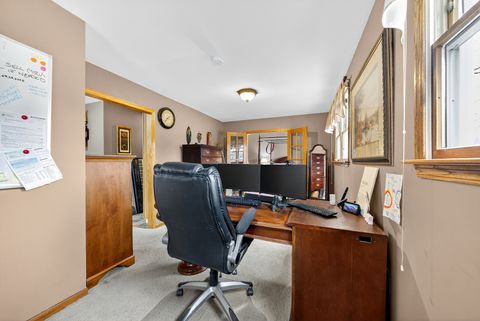 Tiny photo for 1404 Amy Lane, Libertyville, IL 60048 (MLS # 12500637)