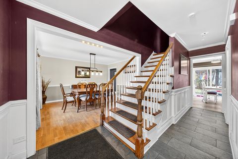 Tiny photo for 1404 Amy Lane, Libertyville, IL 60048 (MLS # 12500637)