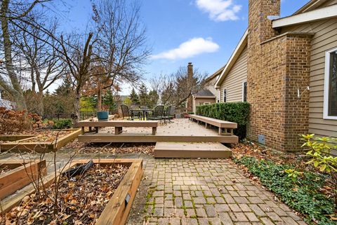 Tiny photo for 1404 Amy Lane, Libertyville, IL 60048 (MLS # 12500637)
