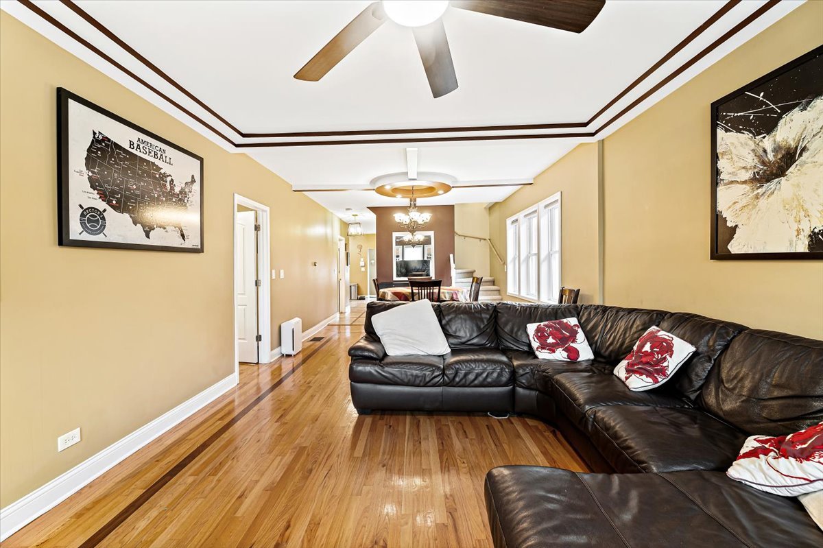 5011 W Deming Place