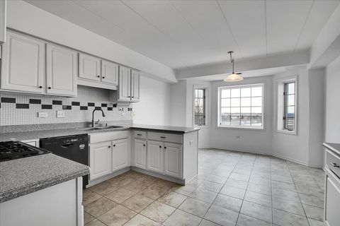 Tiny photo for 8515 Woodward Avenue #303, Woodridge, IL 60517 (MLS # 12535248)