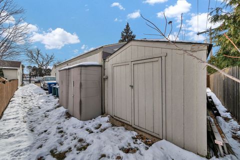 Tiny photo for 664 E Oakton Street, Des Plaines, IL 60018 (MLS # 12595261)