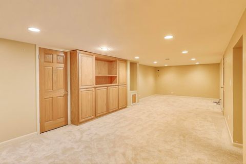 Tiny photo for 137 Racine Place, Mundelein, IL 60060 (MLS # 12501721)