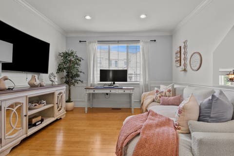 Tiny photo for 657 S Parkside Drive, Round Lake, IL 60073 (MLS # 12716547)